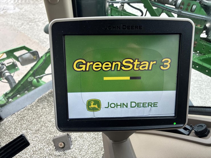 2015-john-deere-r4038-image-80