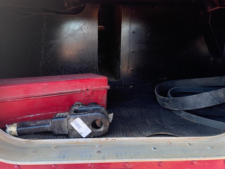 2004-kenworth-w900-image-37