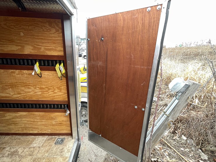 #1432-•-2013-forest-river-14'-enclosed-trailer-(has-certificate-of-origin)-image-30