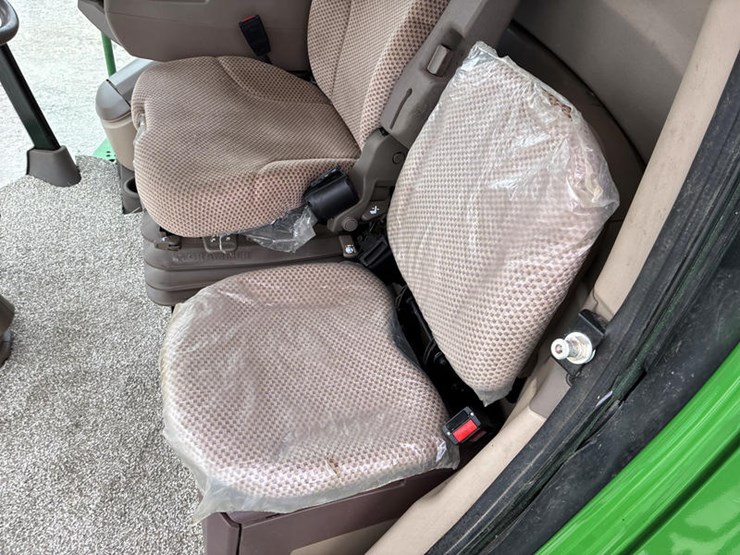 2014-john-deere-s660-image-97