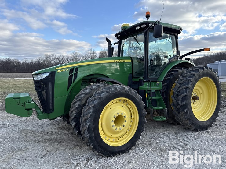 2013-john-deere-8360r-image-1