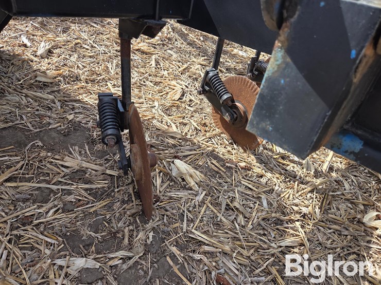 montag-strip-till-toolbar-image-14