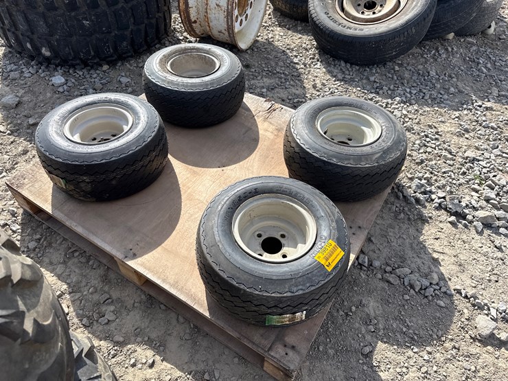 #39810-•-lot-of-(4)-golf-cart-tires-image-1