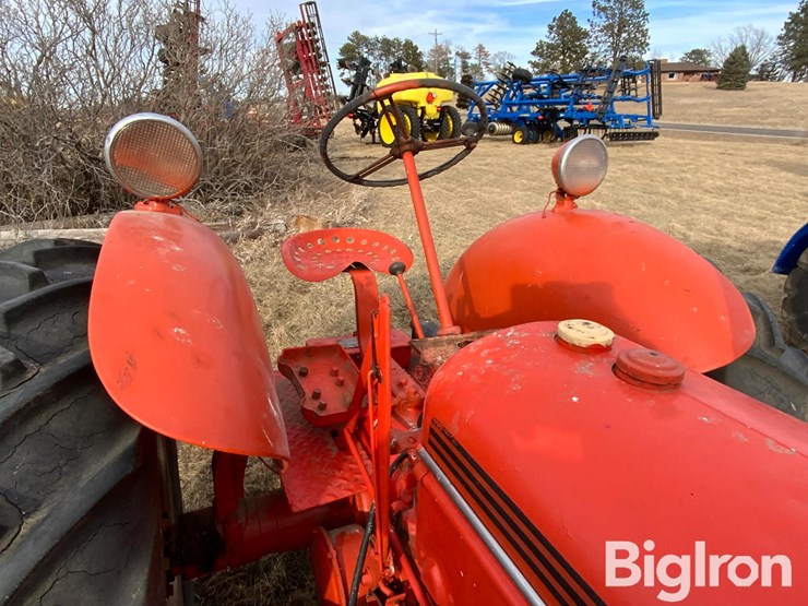 1940-case-dc-2wd-tractor-image-9