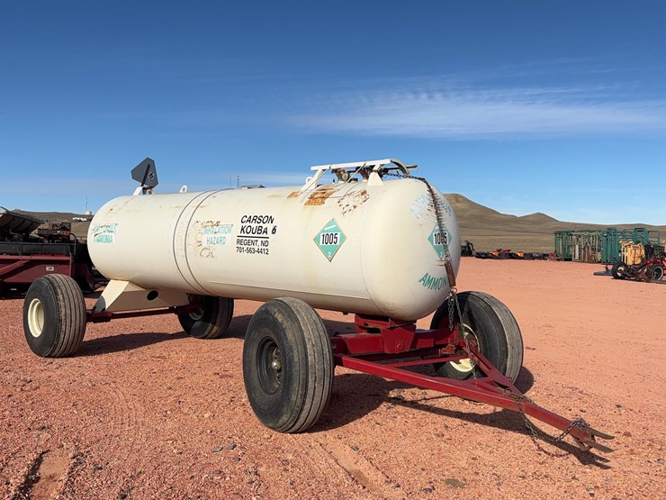 anhydrous-tank-with-trailer-image-4