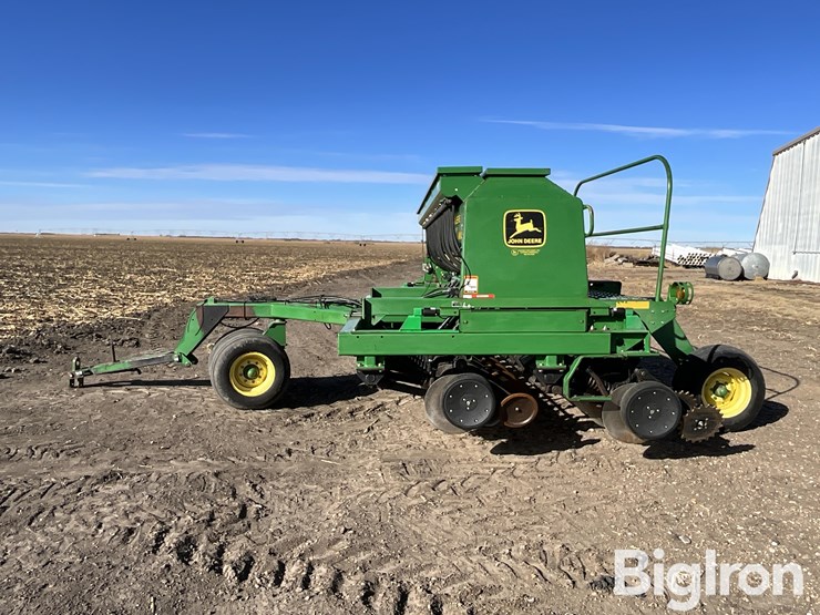 john-deere-1560-image-8