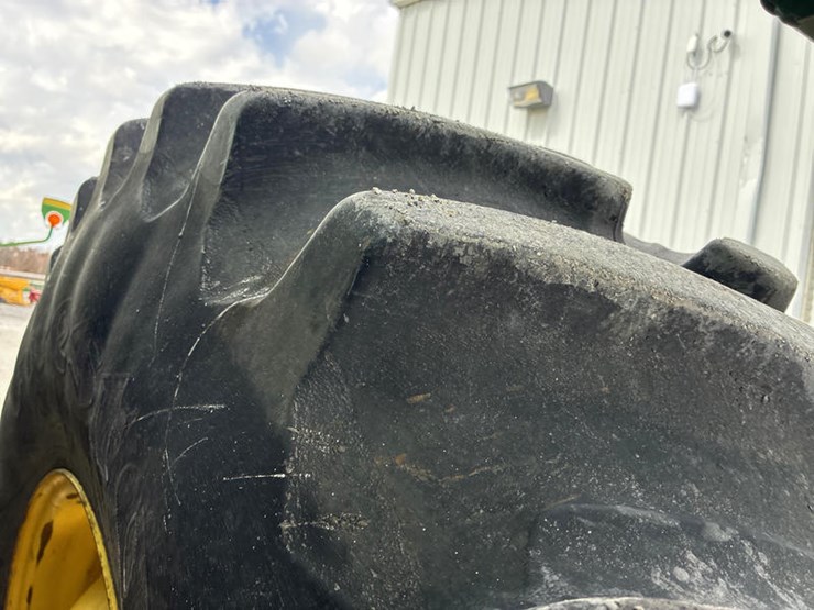 2013-john-deere-s680-image-43