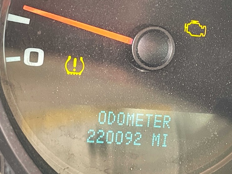 #1429-•-2008-white-chevy-silverado-(has-wi-title)-(of)-image-58