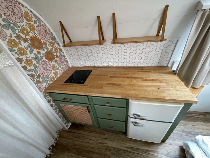 #1435-•-1978-airstream-land-yacht-31'---fully-remodeled,-road-ready-(has-wi-title)-(of)-image-61