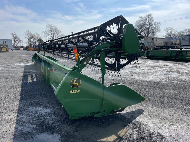 2011-john-deere-635f-image-12