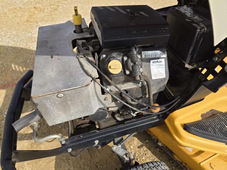 cub-cadet-gt2544-image-8