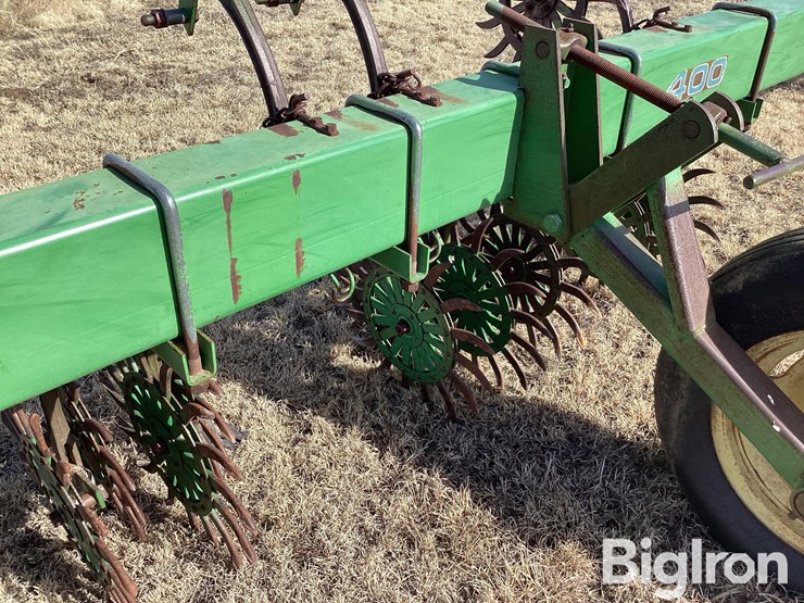 john-deere-30-image-13