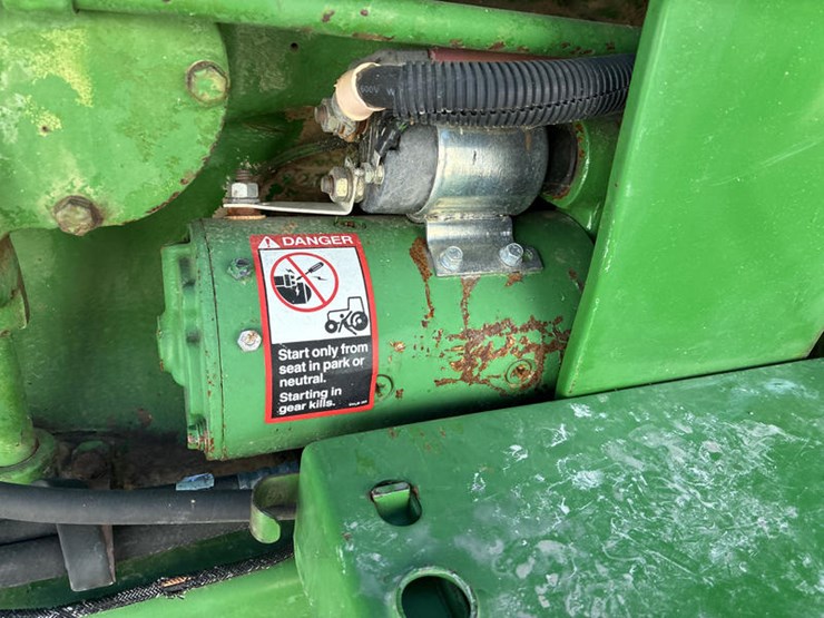 1984-john-deere-4650-image-32