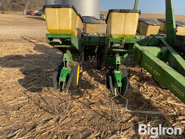 john-deere-7000-image-9