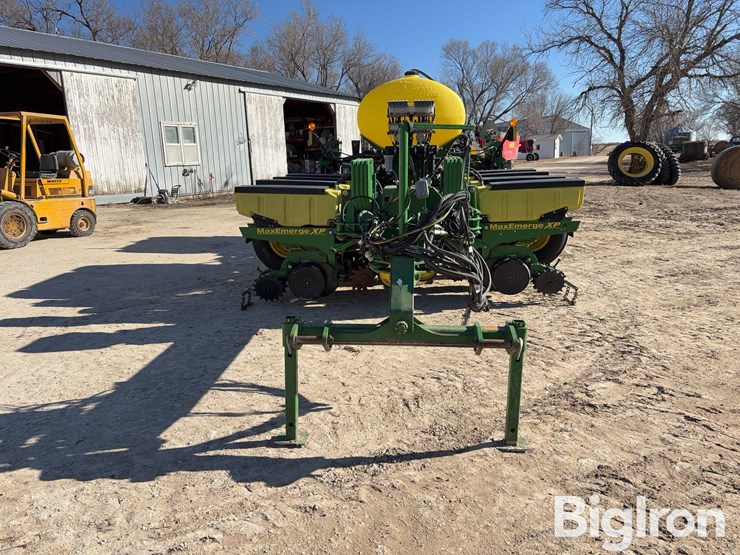 2013-john-deere-1770nt-image-2