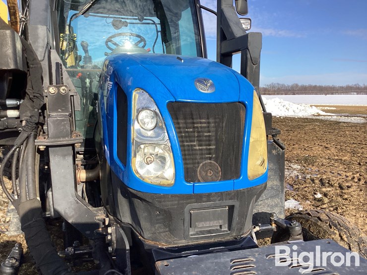 2004-new-holland-ts115a-image-12