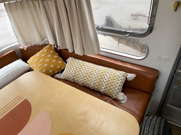 #1435-•-1978-airstream-land-yacht-31'---fully-remodeled,-road-ready-(has-wi-title)-(of)-image-96