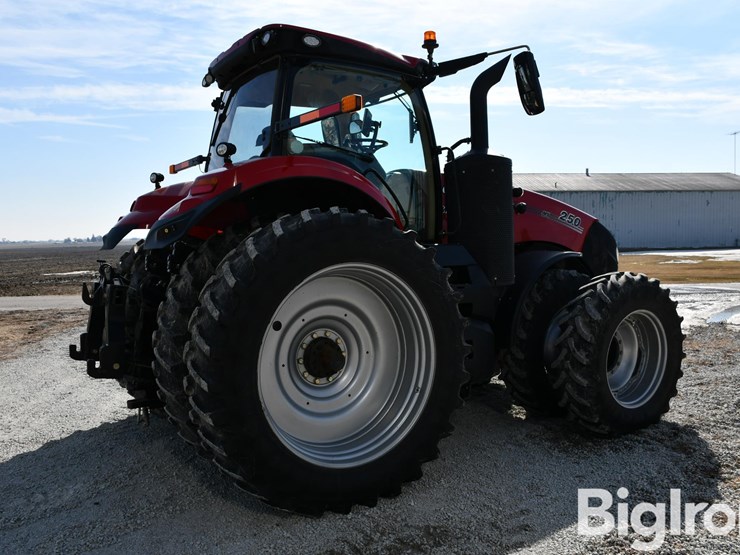 2021-case-ih-magnum-250-image-5