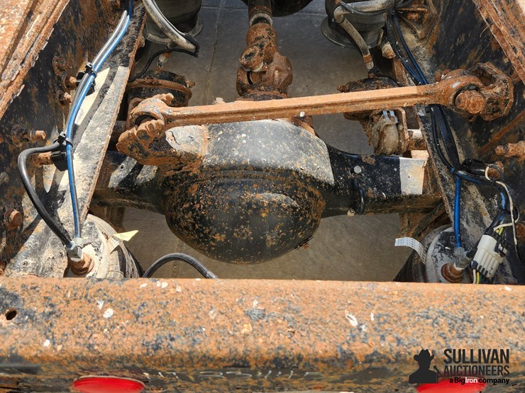 2003-freightliner-columbia-120-image-11