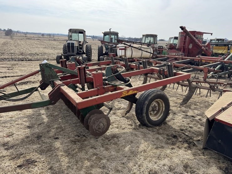 brillion-7-shank-chisel-plow-image-8