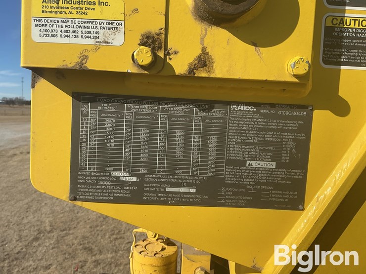 2009-freightliner-m2-106-image-19