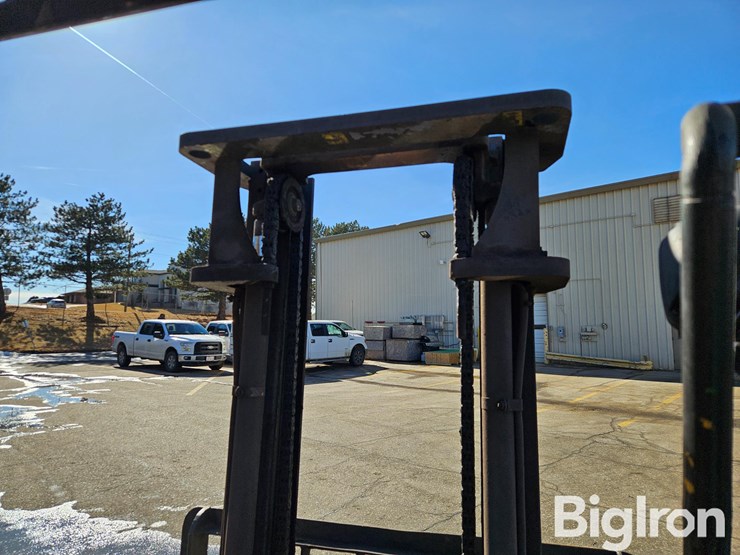 caterpillar-gp25-image-14