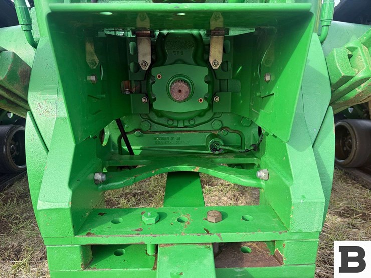 2009-john-deere-8430t-image-34