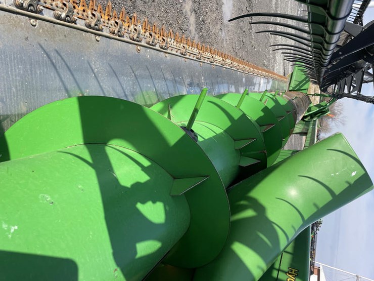 2009-john-deere-630f-image-4