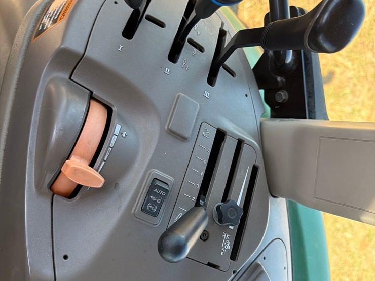 john-deere-6120e-image-26