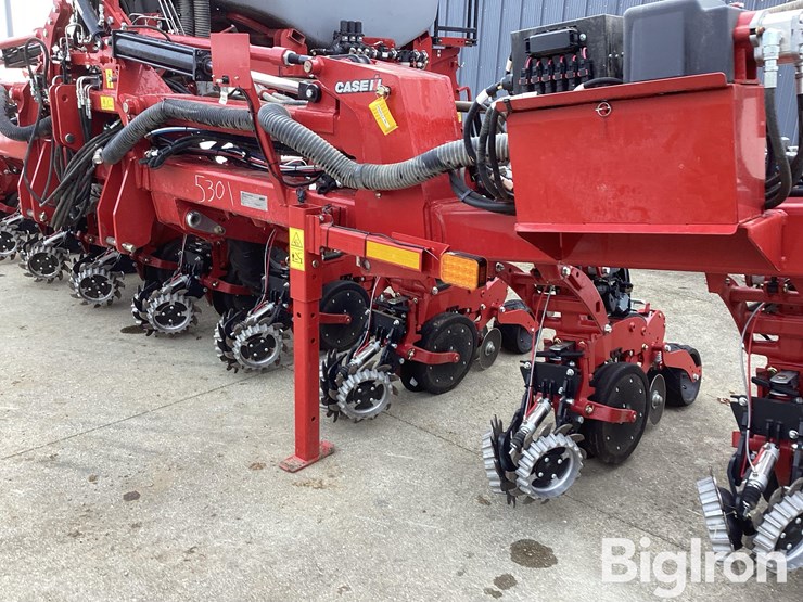 2022-case-ih-2022-image-10