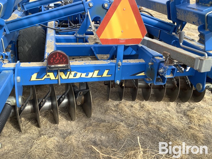 2014-landoll-7431-29-image-18