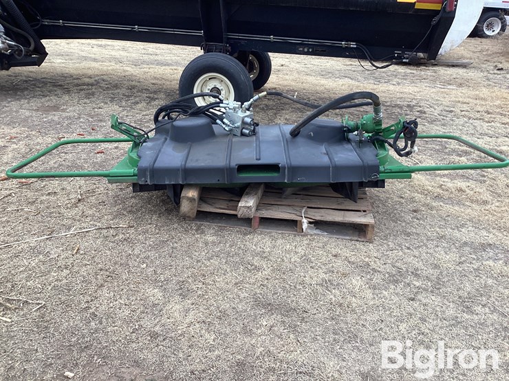 john-deere-powercast-combine-spreader-image-2