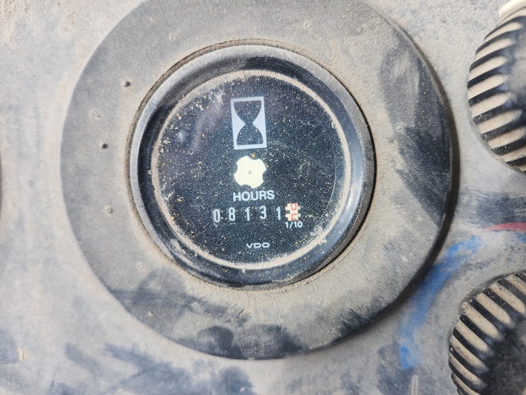 tag-#271,-1997-jd-310e-backhoe-image-24