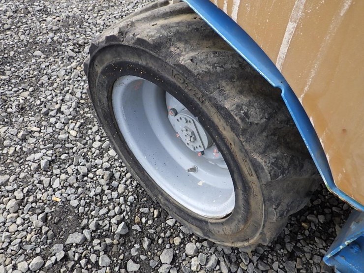 2008-genie-gs-3268-scissor-lift-image-28