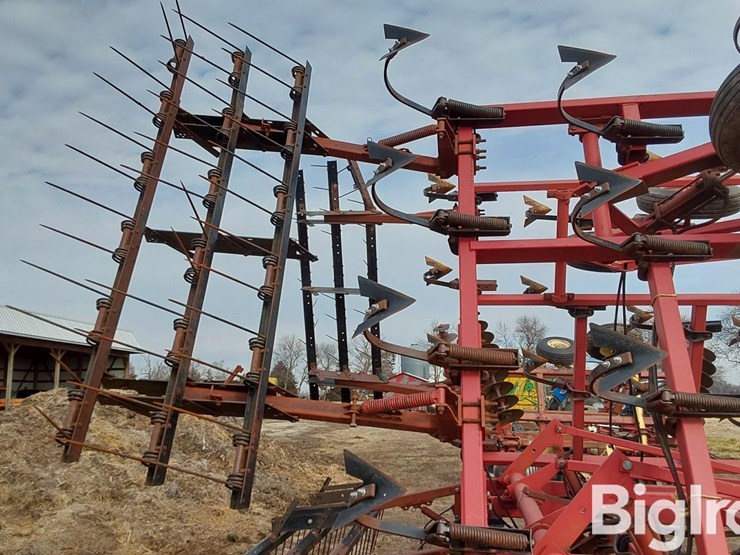 case-ih-4800-image-19