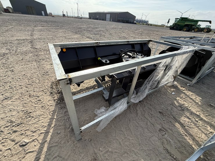 #2053-•-unused-jct-84"-skid-steer-dozer-blade-inv#-40785-image-3