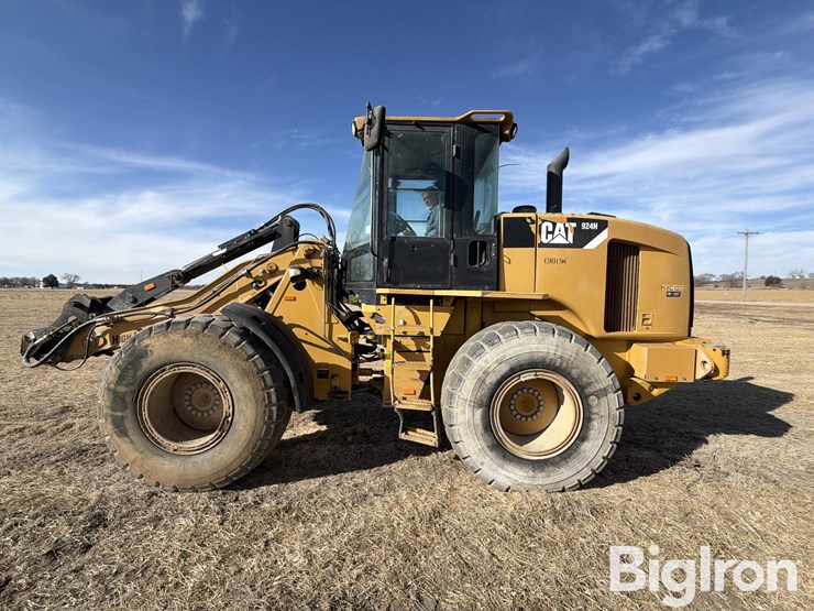 2009-caterpillar-924h-image-8