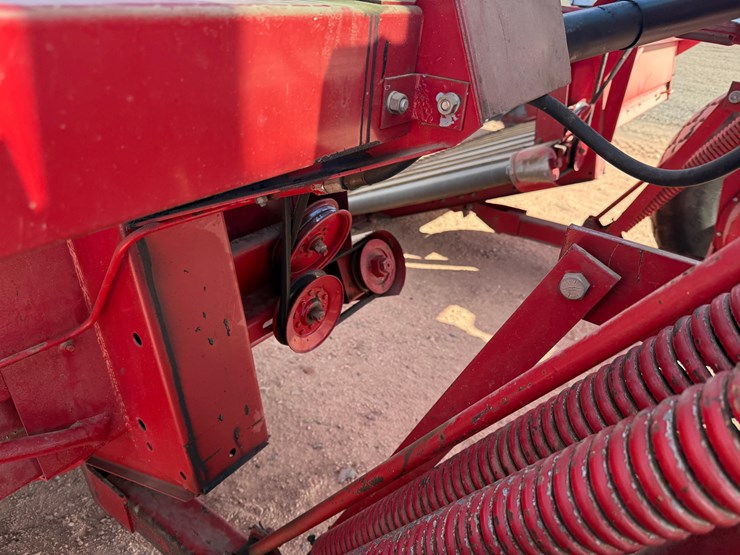 international-4000-image-11