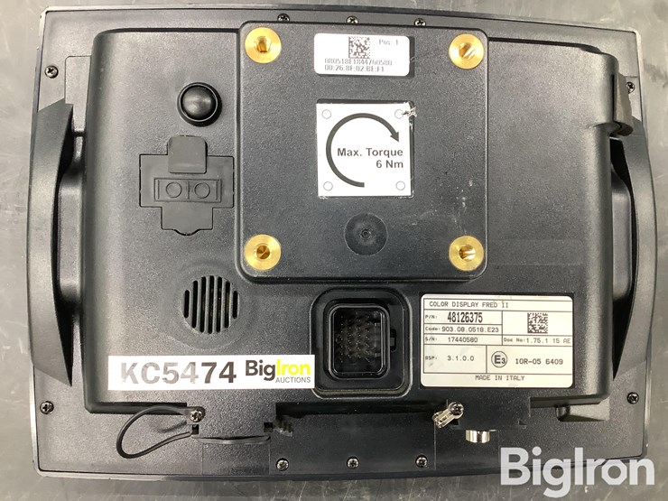 2017-case-ih-700-image-15