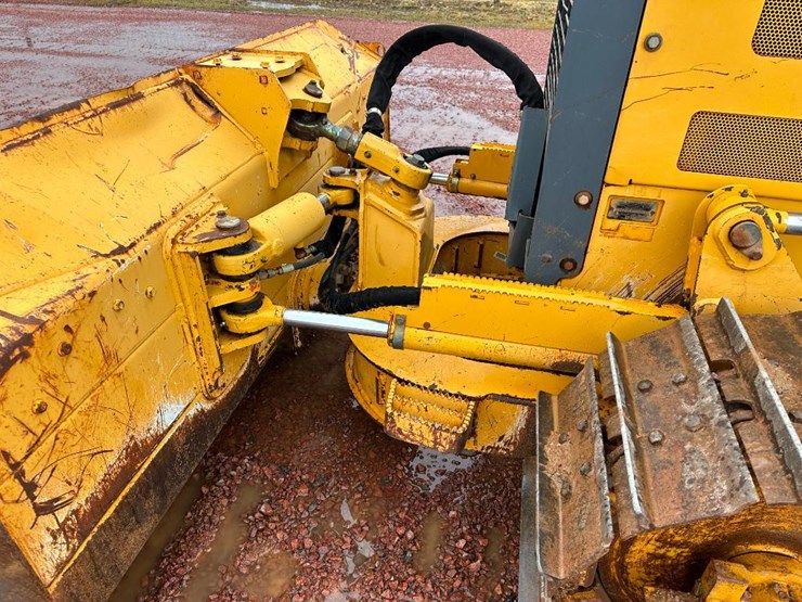 2012-deere-450j-lt-image-38