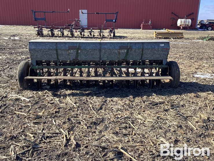 john-deere-b-image-6