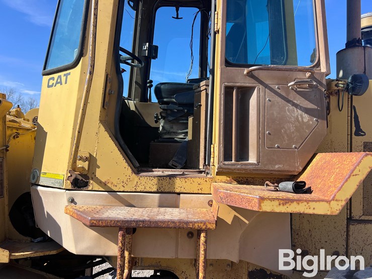 1986-caterpillar-926-image-12