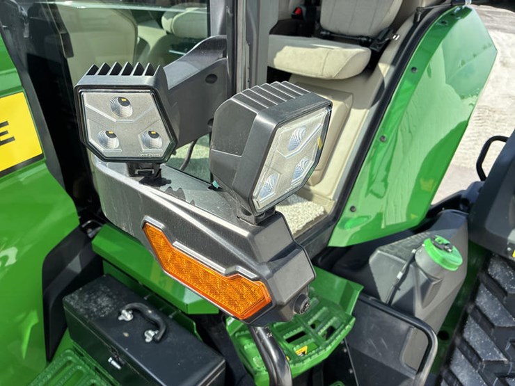 2023-john-deere-8rx-370-image-74