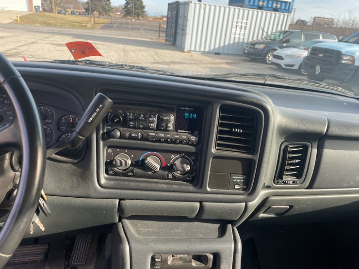 #1430-•-2002-green-gmc-sierra-(has-wi-title)-(of)-image-19