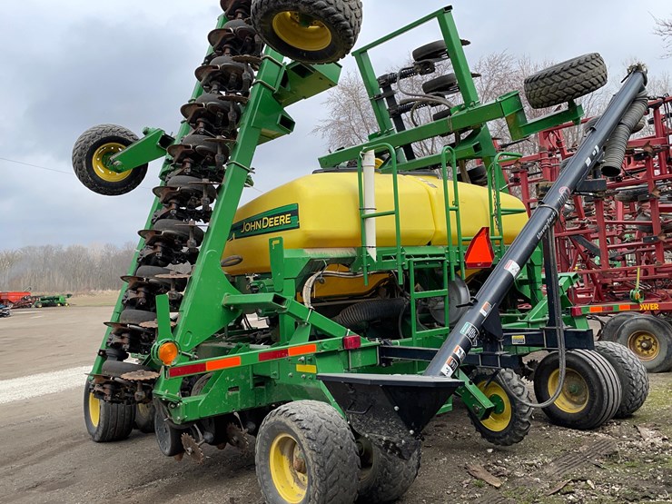 john-deere-1690-image-7