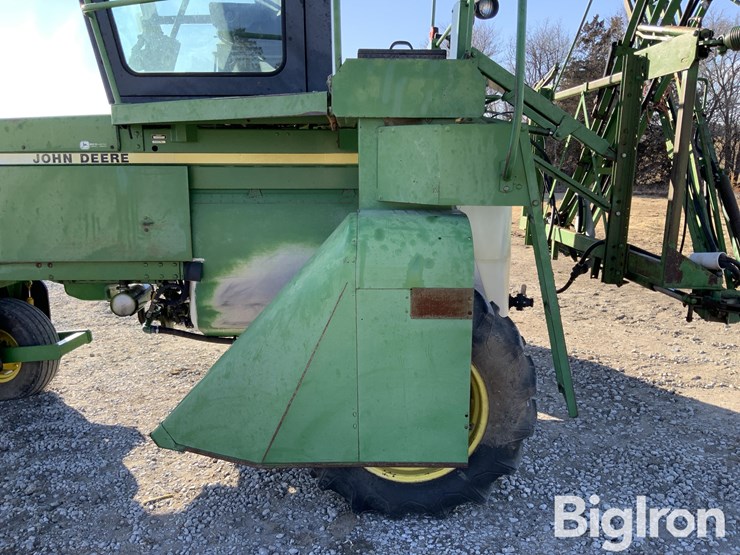 1990-john-deere-6000-image-10