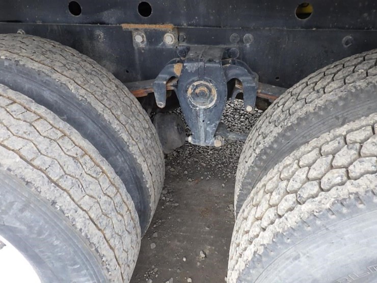 2018-freightliner-m2-15'-t/a-dump-truck-image-19