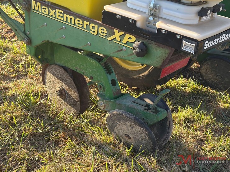 john-deere-6-image-10