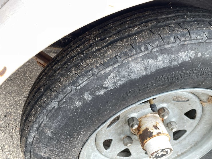 #1439-•-1998-fling-boat-with-trailer-(no-title)-(of)-image-10