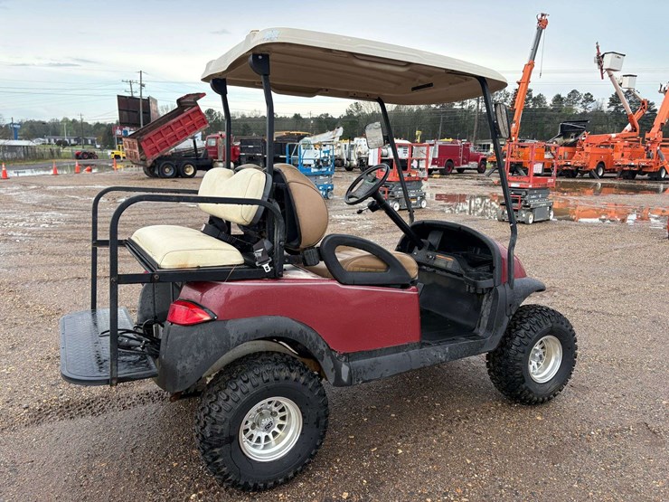 48v-club-car-golf-cart-w/-charger-image-3